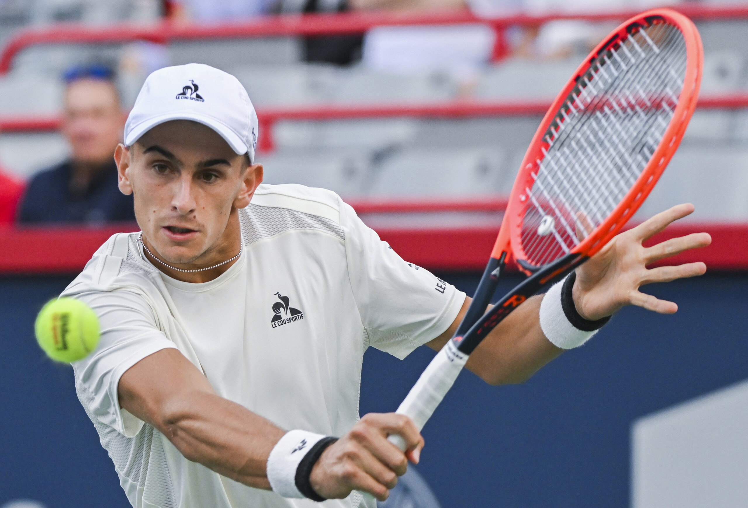 atp brisbane arnaldi bat popyrin au premier tour scaled