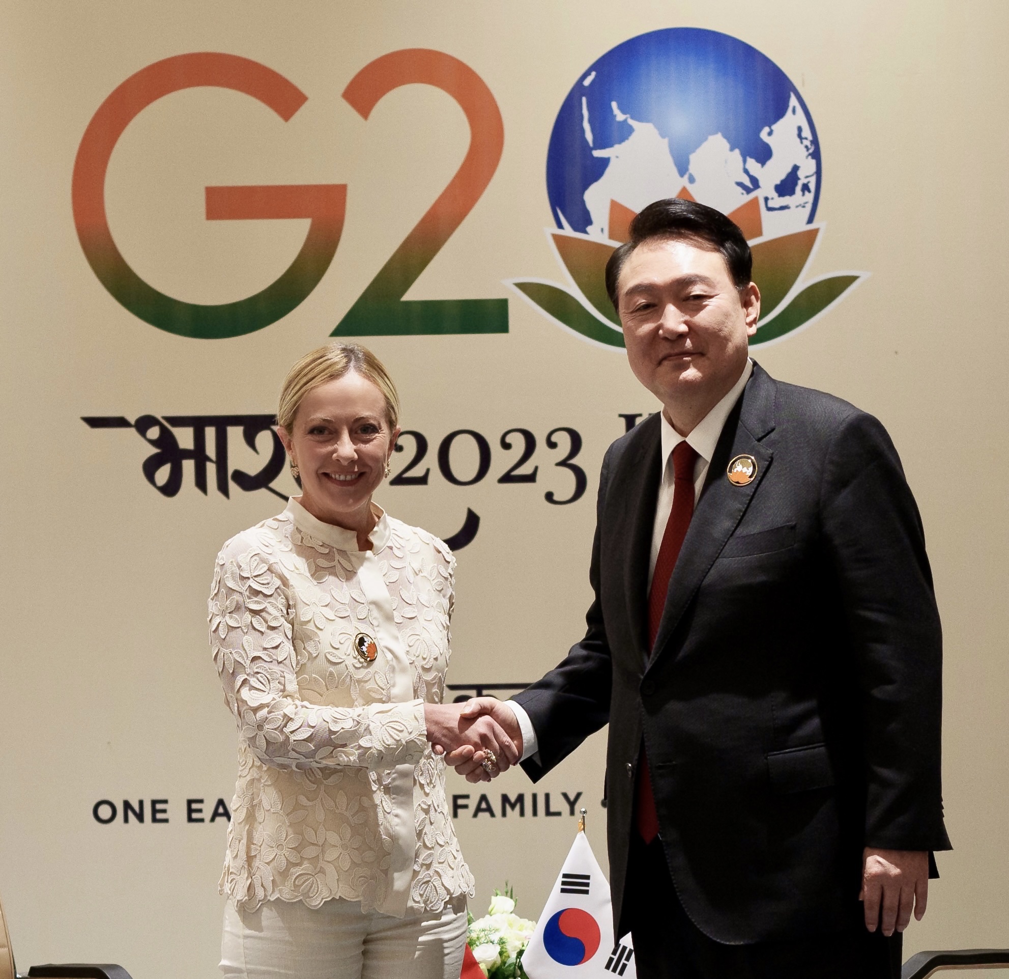 coree du sud mandat darret emis contre le president yoon
