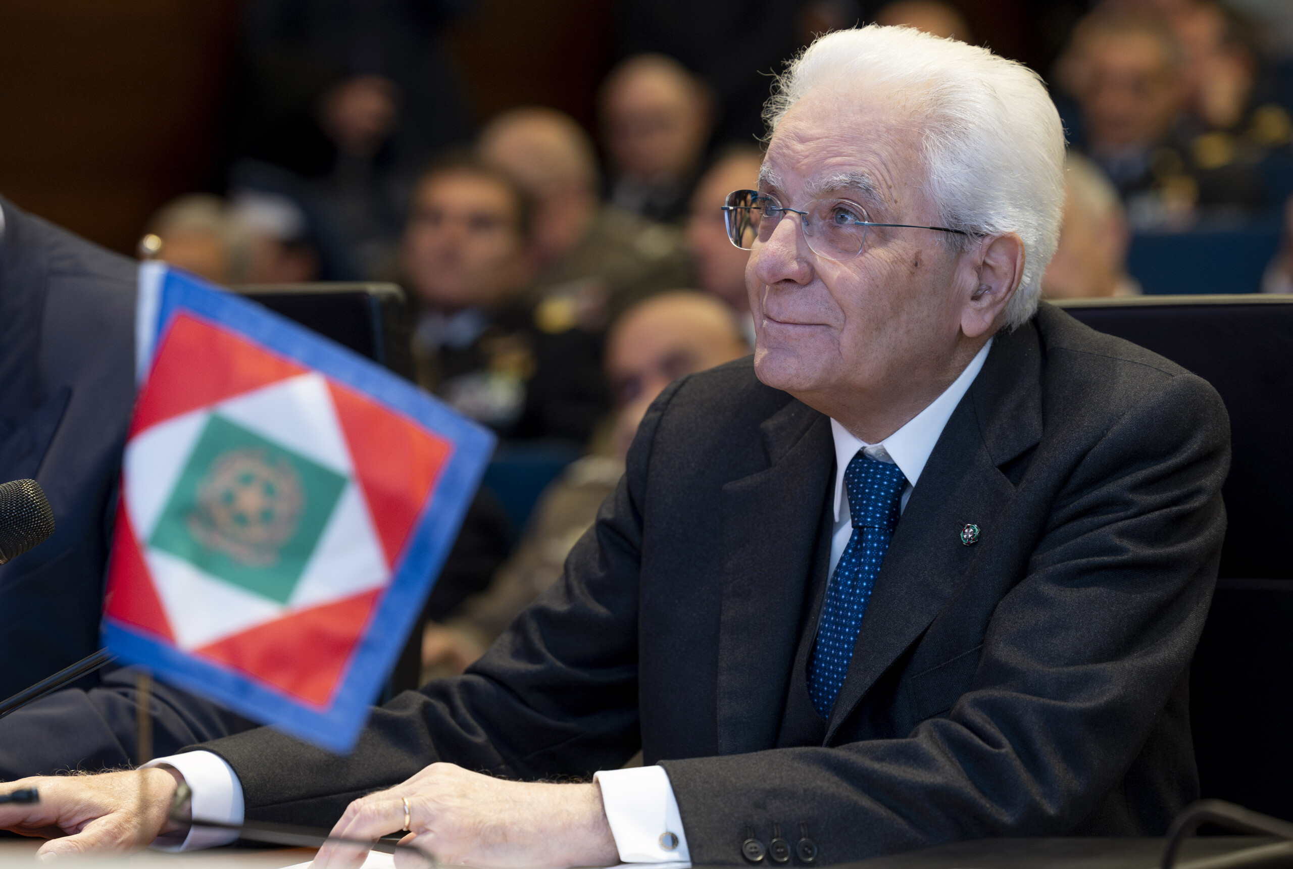 caivano mattarella garantir le travail et le bien etre scaled