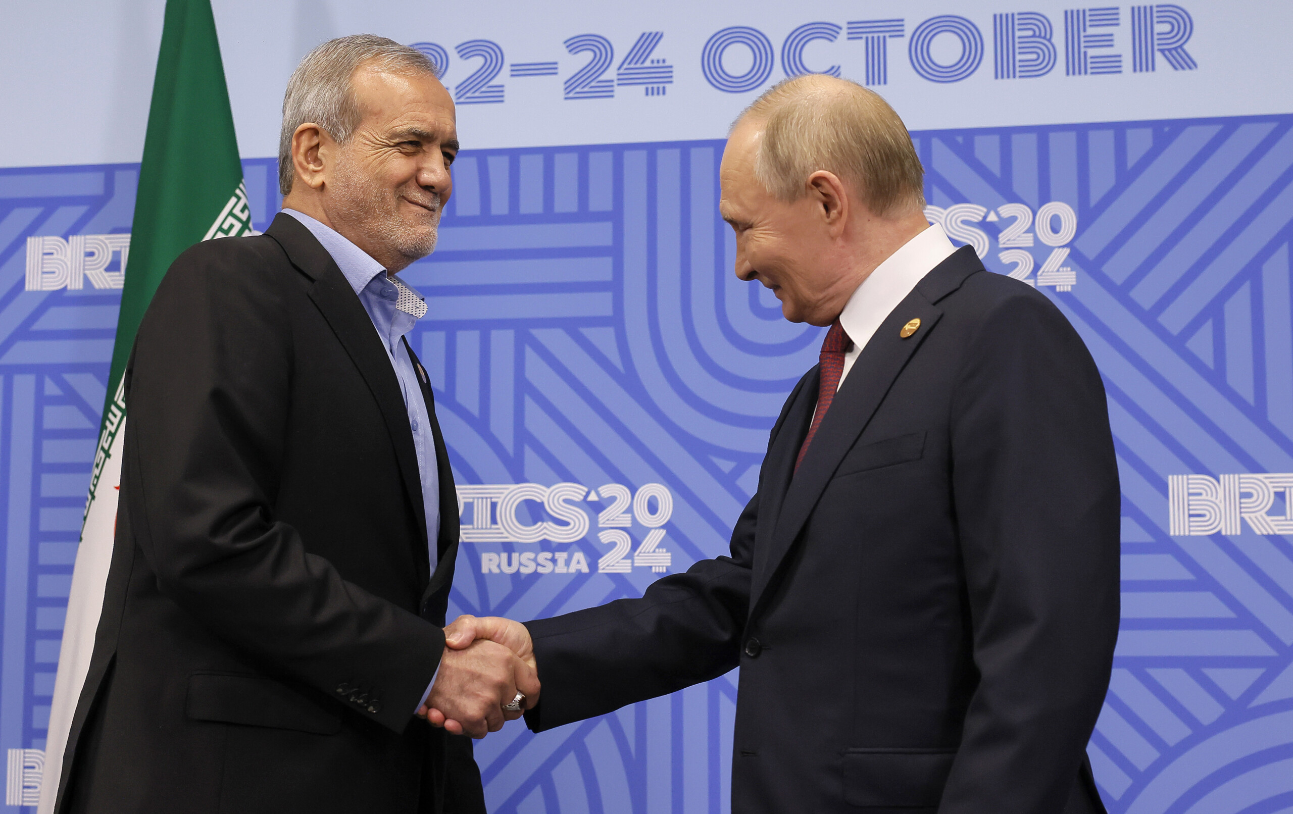 Russie-Iran : Poutine et Pezeshkian signent un accord de coopération le 17 janvier 1 russie iran poutine et pezeshkian signent un accord de cooperation le 17 janvier scaled