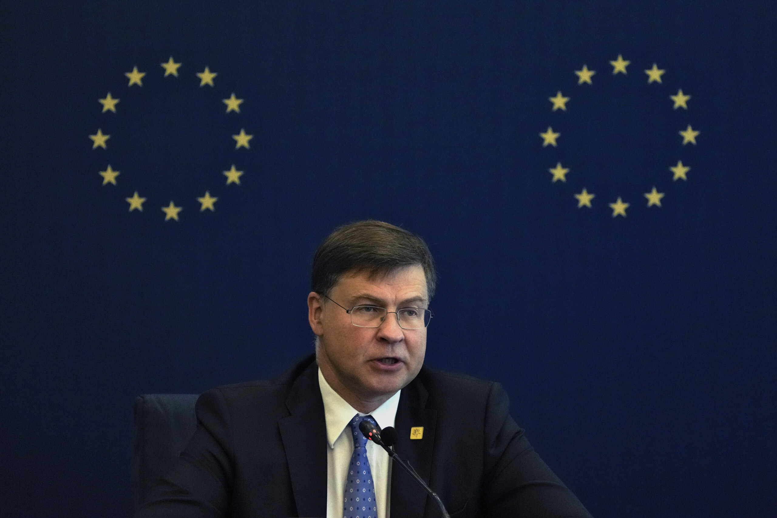 etats unis dombrovskis preserver les relations mais etre pret a defendre les interets de lue scaled