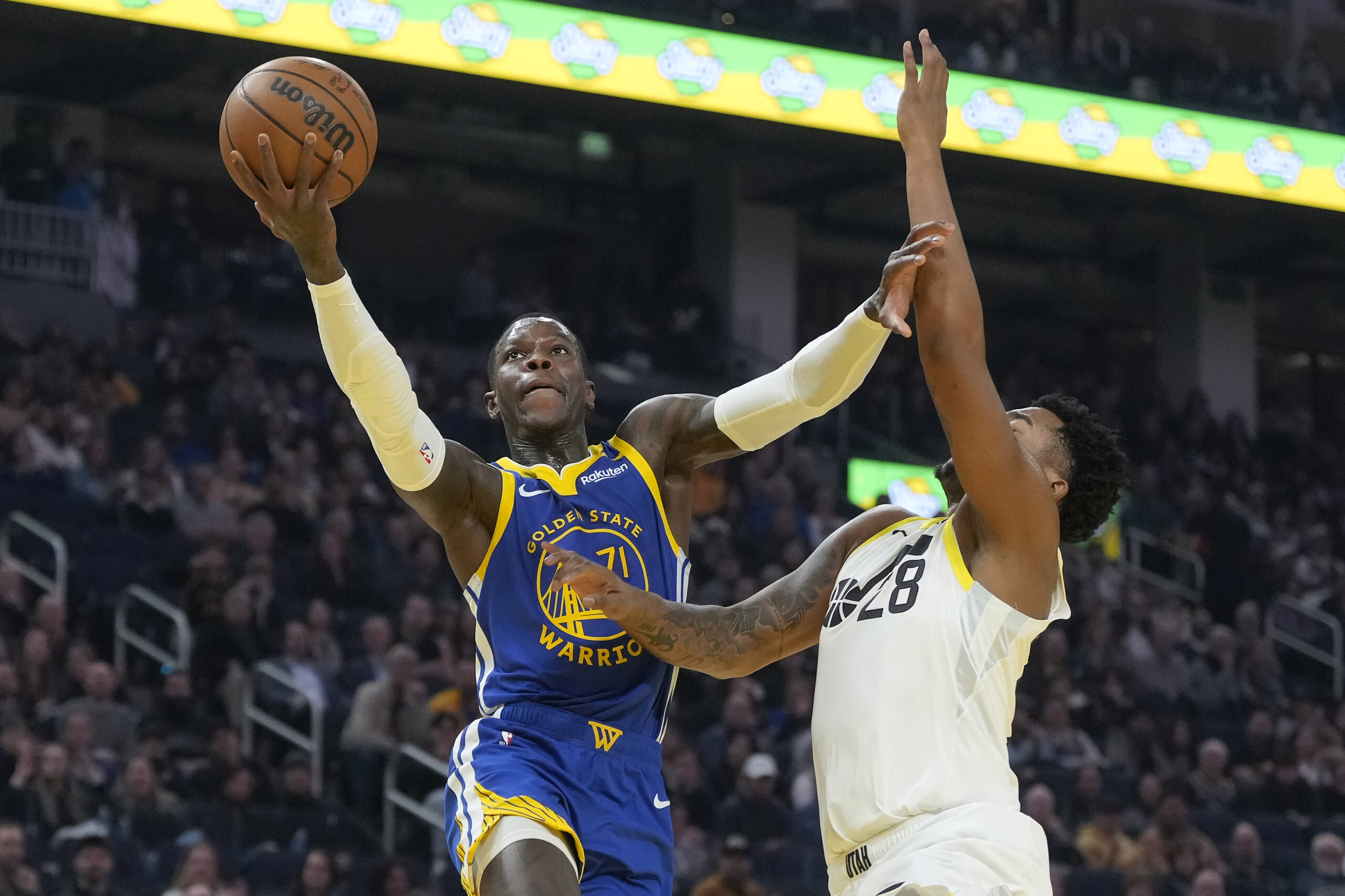 nba golden state gagne les lakers sinclinent contre philadelphie scaled