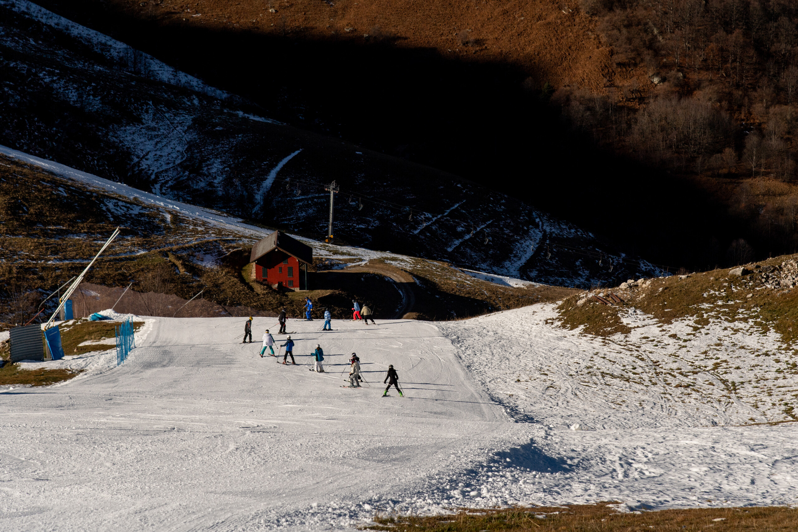montagne le maire de roccaraso annonce que seuls 57 bus ont ete accredites aujourdhui et encourage a poursuivre ainsi scaled