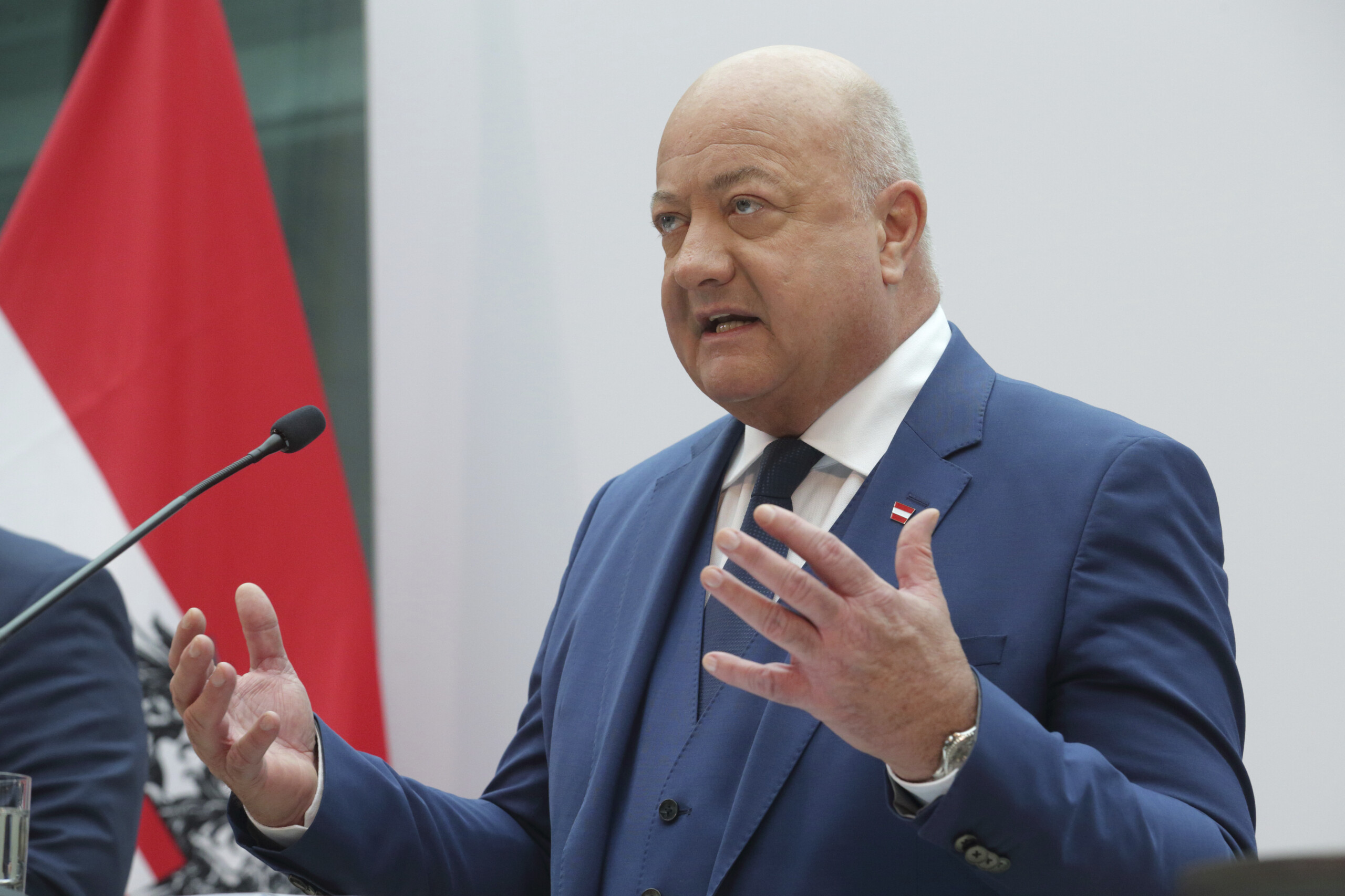 autriche le nouveau gouvernement prend ses fonctions avec stocker comme chancelier scaled