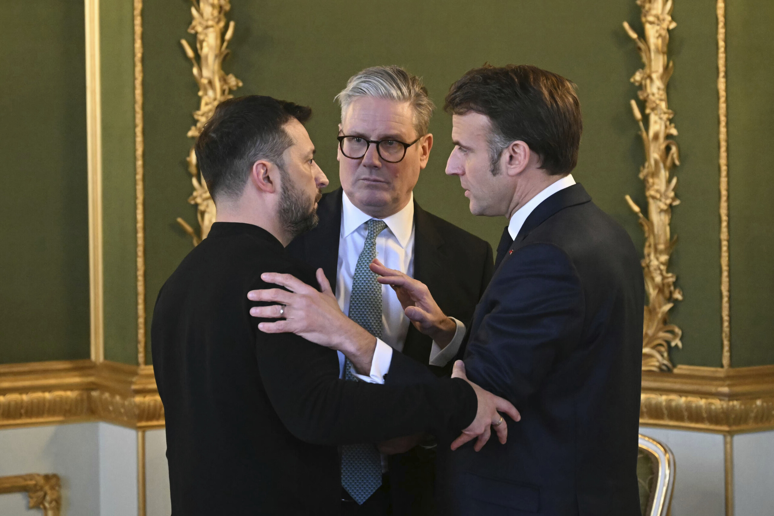ukraine starmer et macron prets a se rendre chez trump avec zelensky scaled