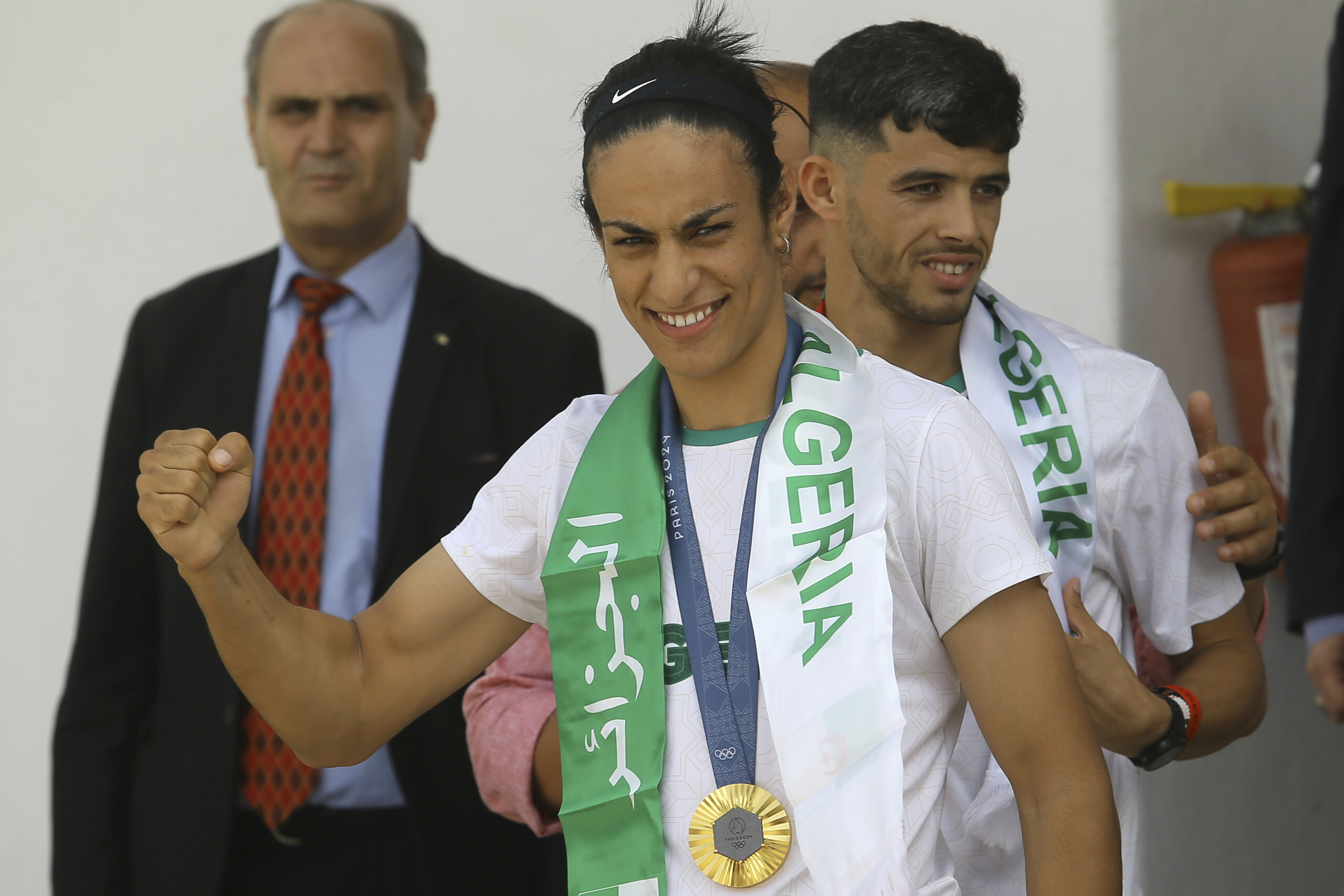 imane khelif defie trump je vise la medaille dor olympique a los angeles scaled