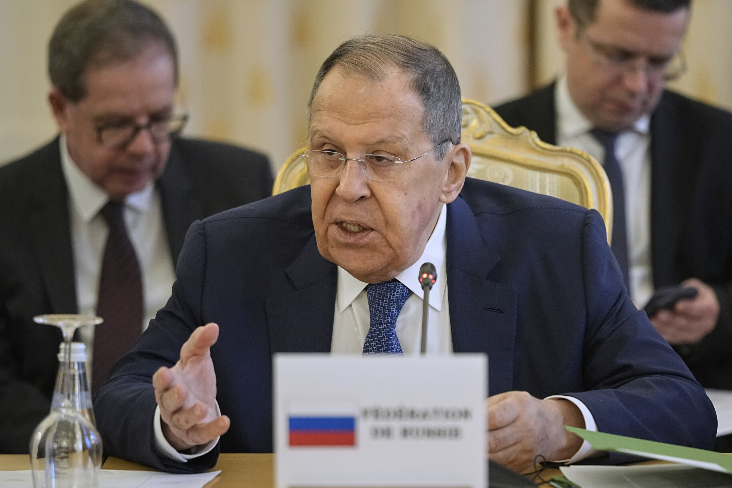ukraine le saint siege appel telephonique gallagher lavrov accent sur les actions pour arreter la guerre scaled