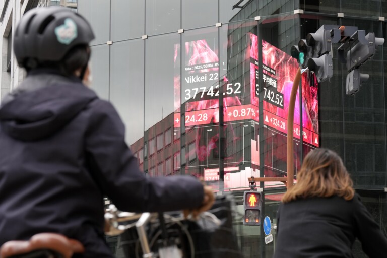 bourse rebond a tokyo apres la suspension des droits de douane nikkei 843