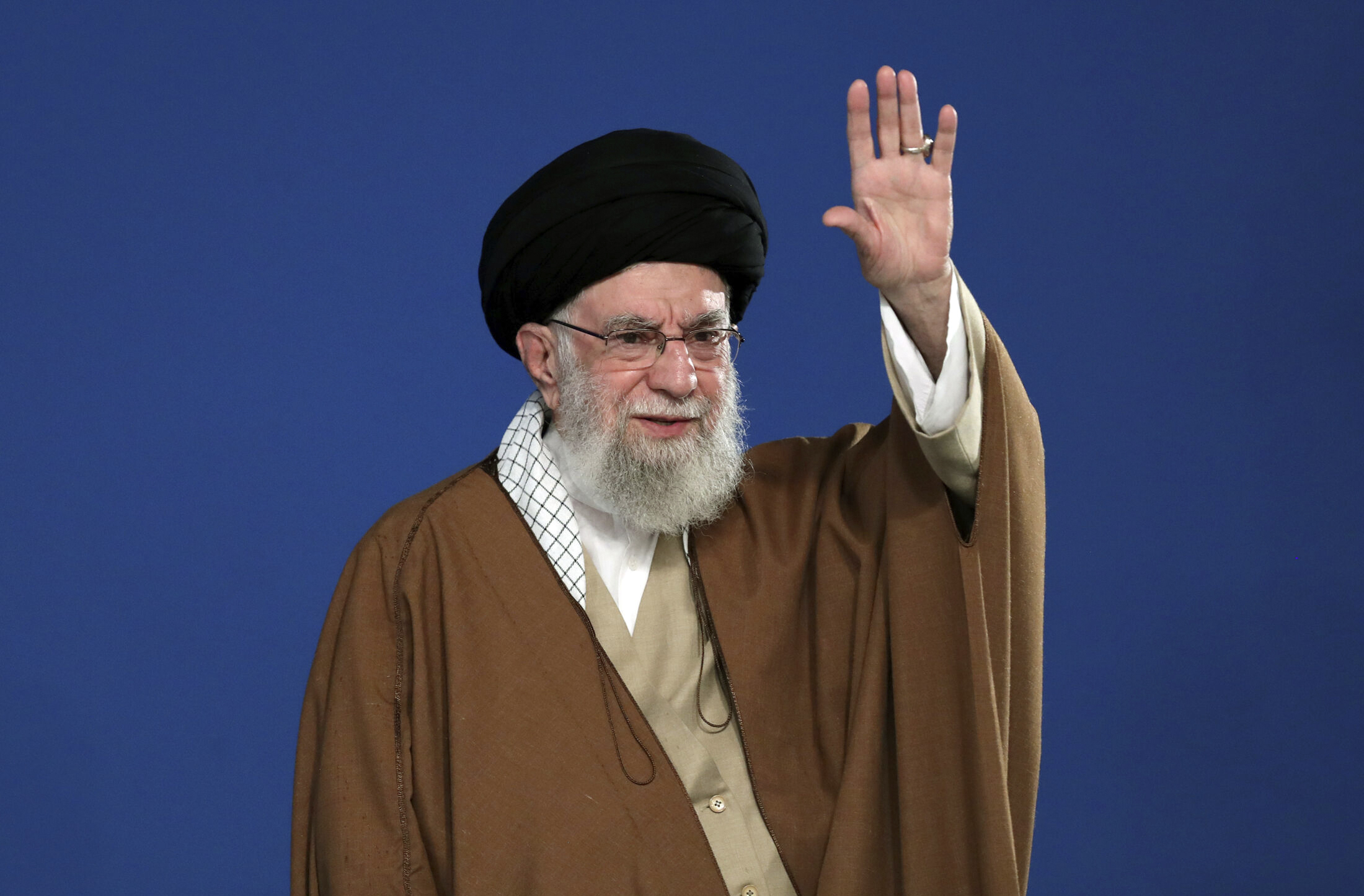 nucleaire khamenei les discussions entre liran et les etats unis se sont bien deroulees