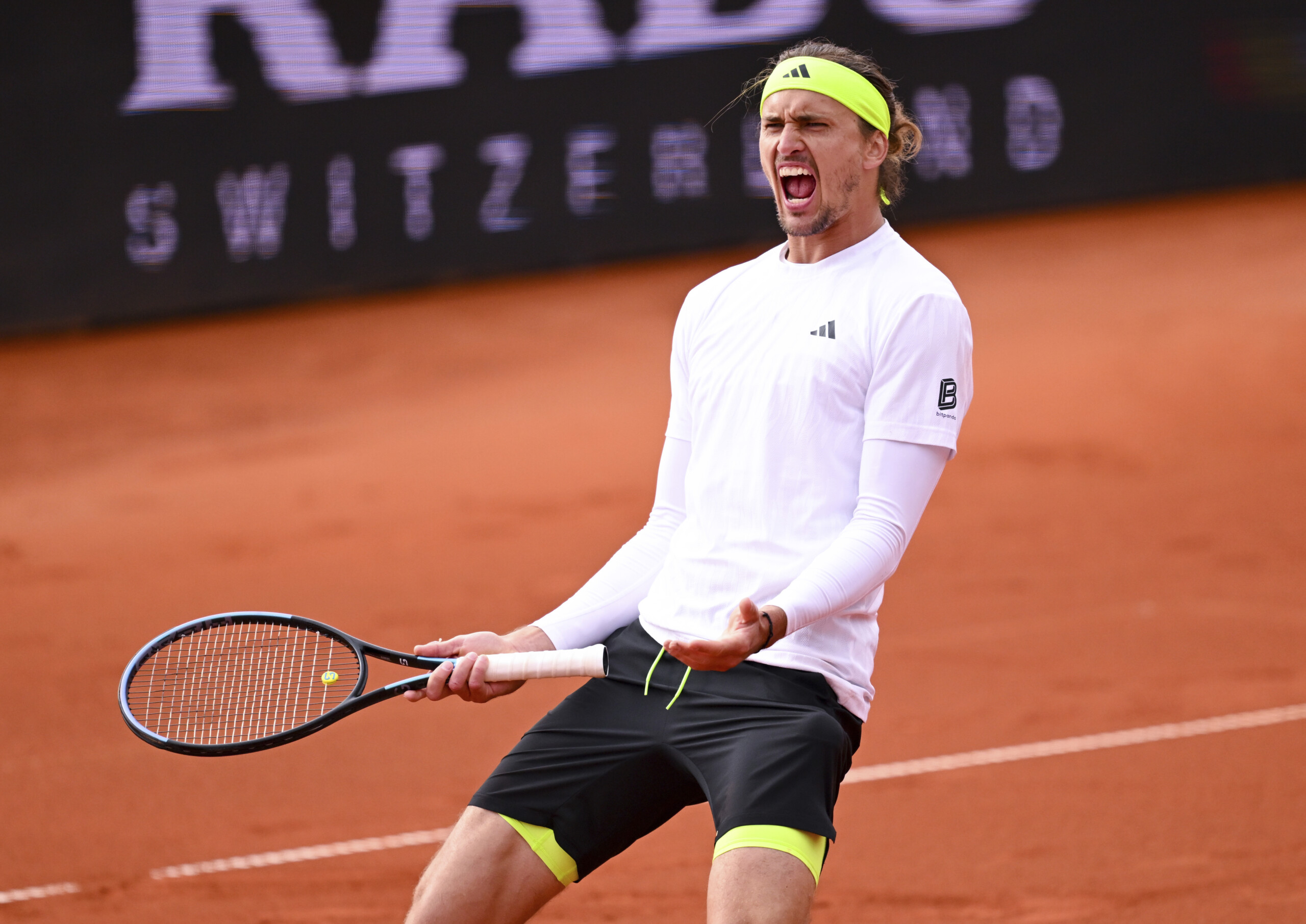 atp munich zverev bat griekspoor et file en demi finale scaled