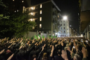 ramelli pd identifiez ceux qui font le salut romain aucune tolerance pour le fascisme