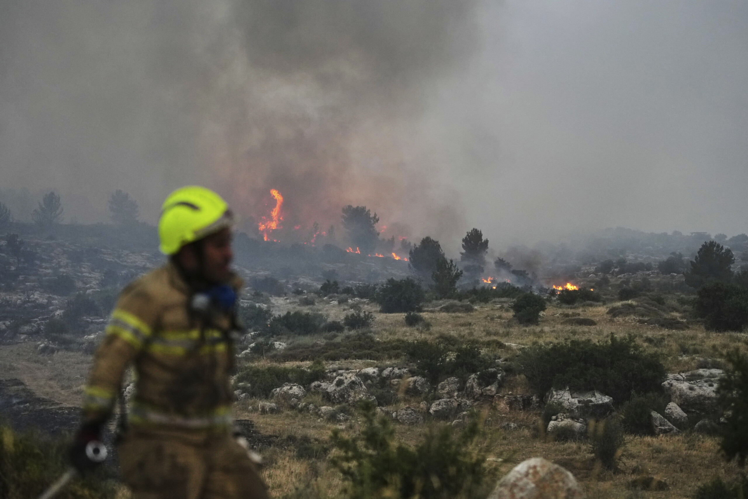 israel incendies a jerusalem maitrises apres 24 heures scaled