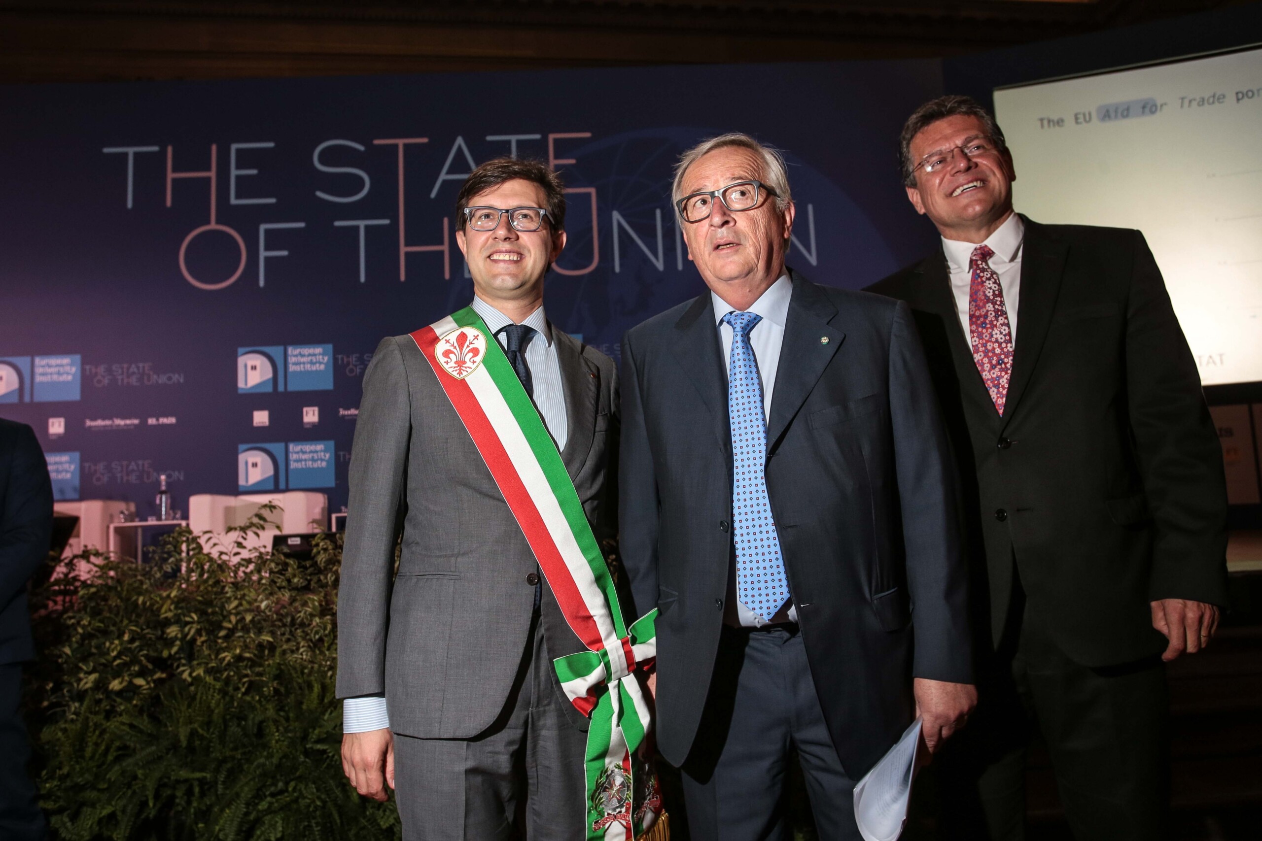 tarifs juncker pas besoin dun sommet ue trump seule von der leyen peut negocier scaled