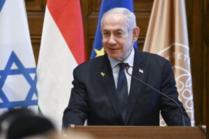 israel netanyahu reporte son voyage en azerbaidjan en raison des developpements a gaza et en syrie