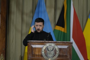 ukraine zelensky pret a un cessez le feu si la russie sarrete