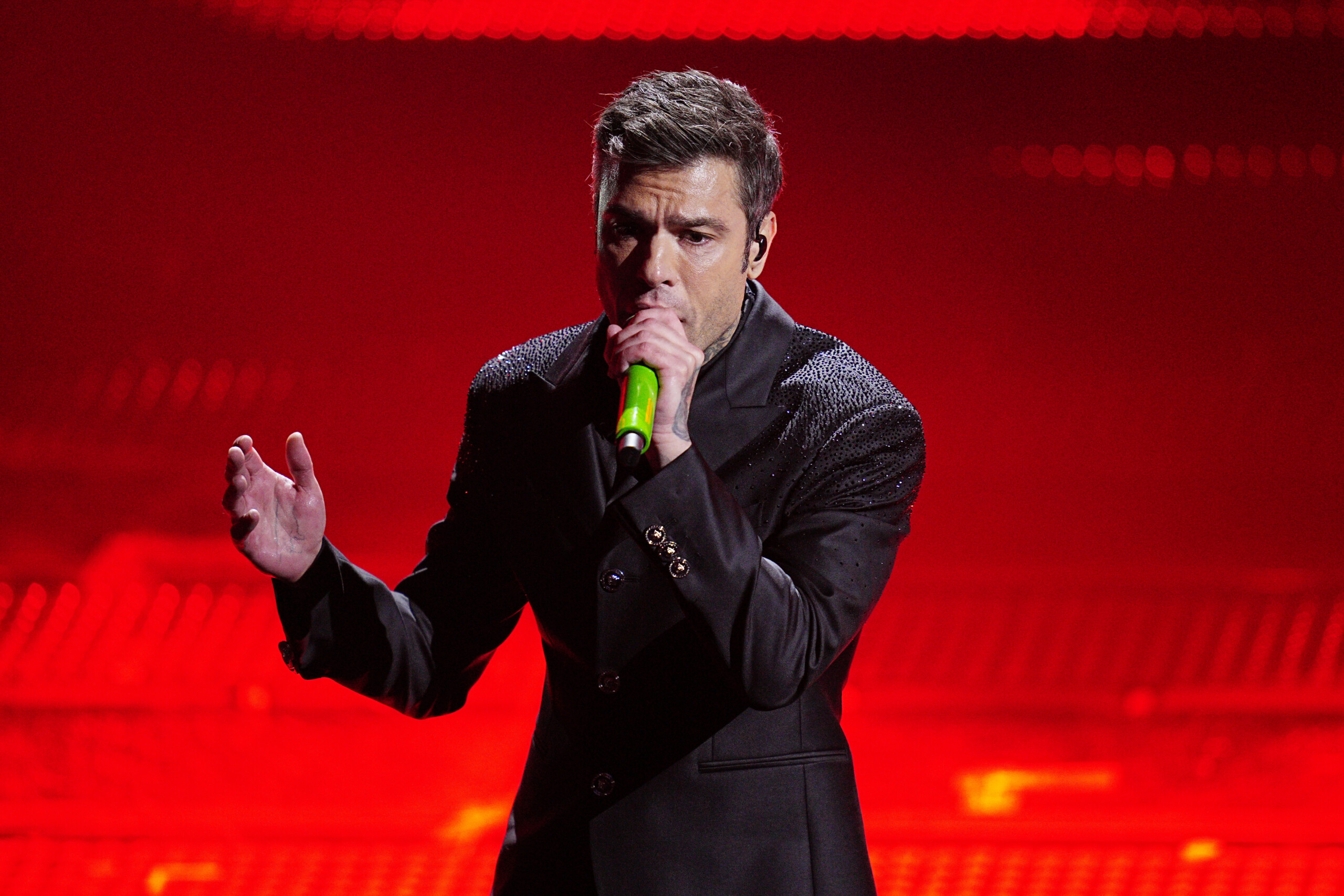 milan lenquete sur fedez pour agression contre iovino classee sans suite scaled