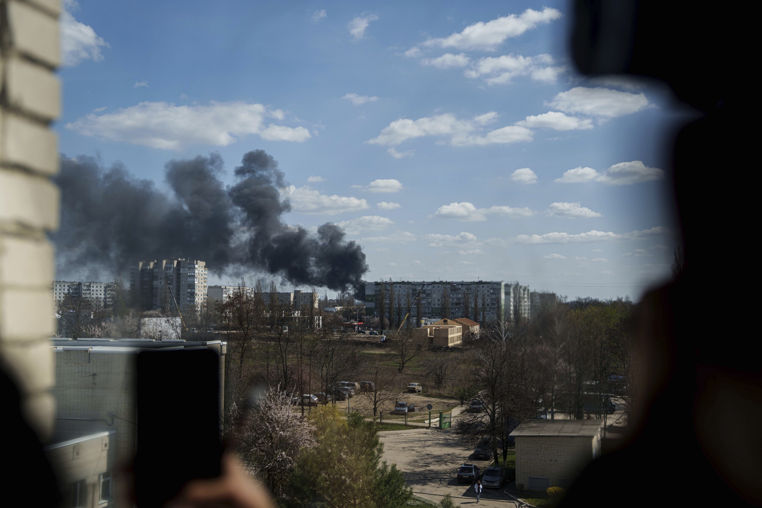 ukraine attaque russe a soumy 3 morts et 7 blesses scaled