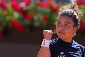 internazionali paolini en huitiemes jabeur battue en deux sets