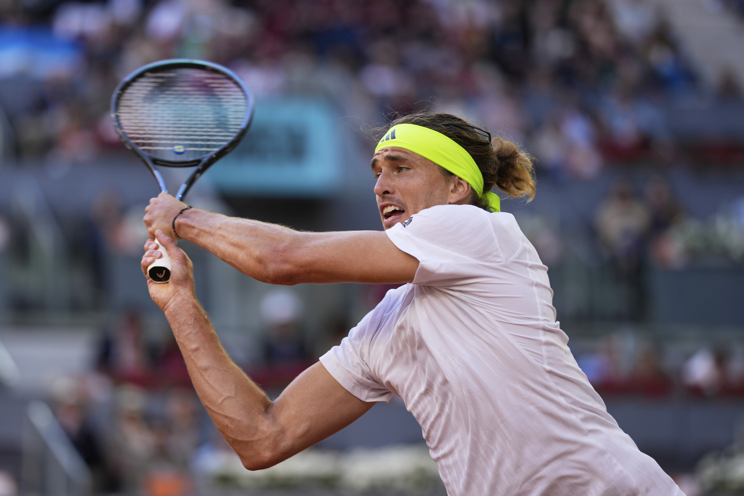 internationaux zverev facilement qualifie pour les huitiemes moutet surprend rune scaled