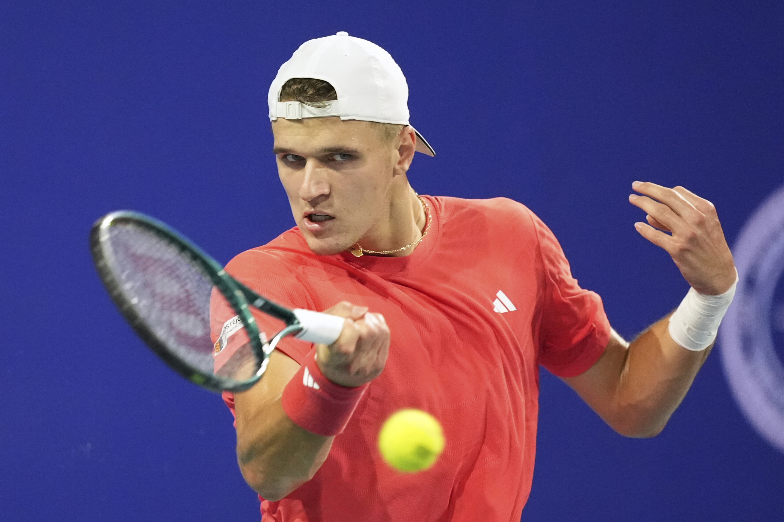 internazionali roma mensik en huitiemes marozsan elimine en deux sets scaled