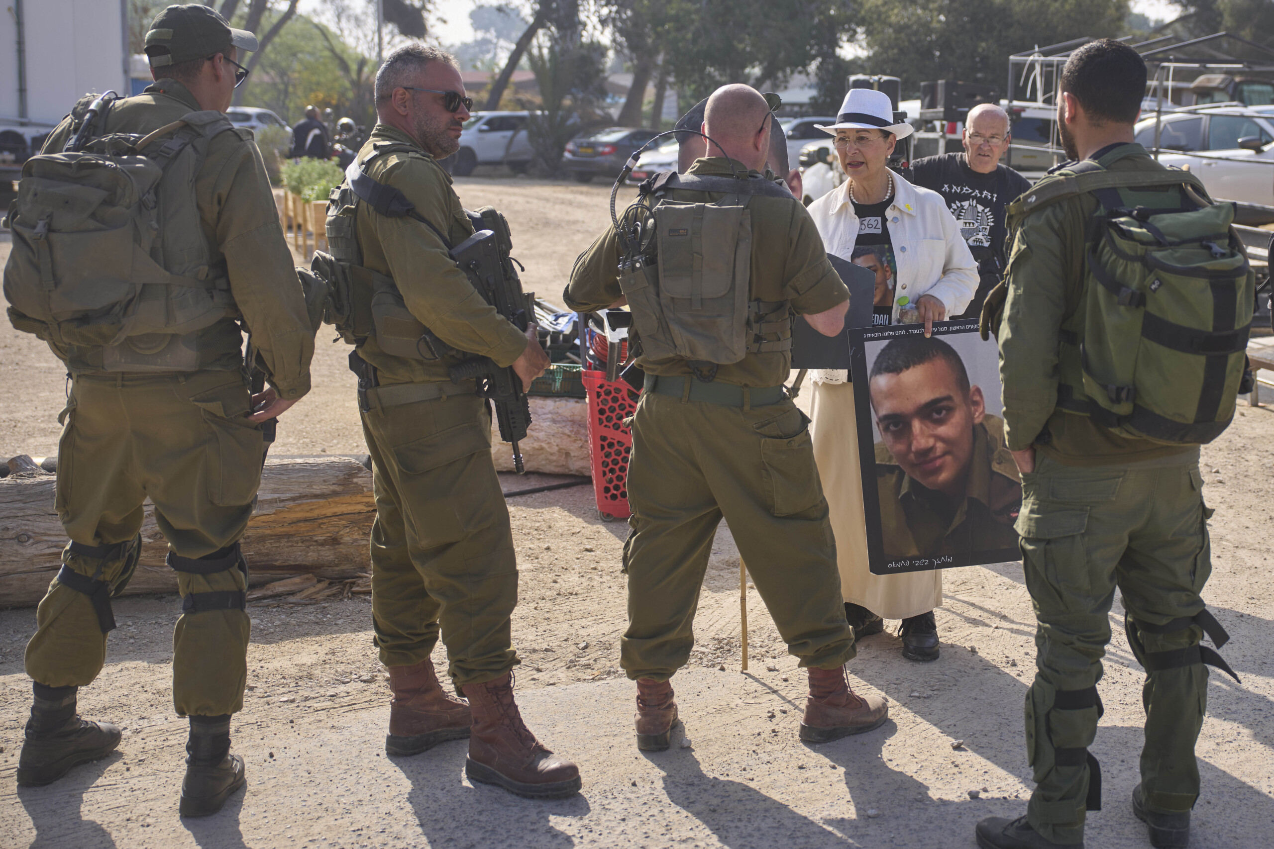 moyen orient hamas confirme la liberation dun otage americain negociations serieuses pour dautres liberations scaled