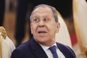ukraine selon les medias la delegation russe a istanbul sera dirigee par lavrov