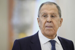ukraine lavrov ne participera pas aux pourparlers a istanbul