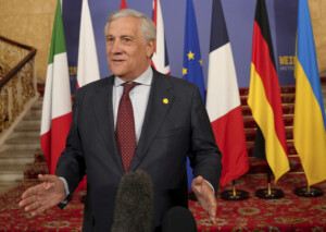 libye tajani je pense que nos compatriotes rentreront dici ce soir nous sommes optimistes quant a la situation
