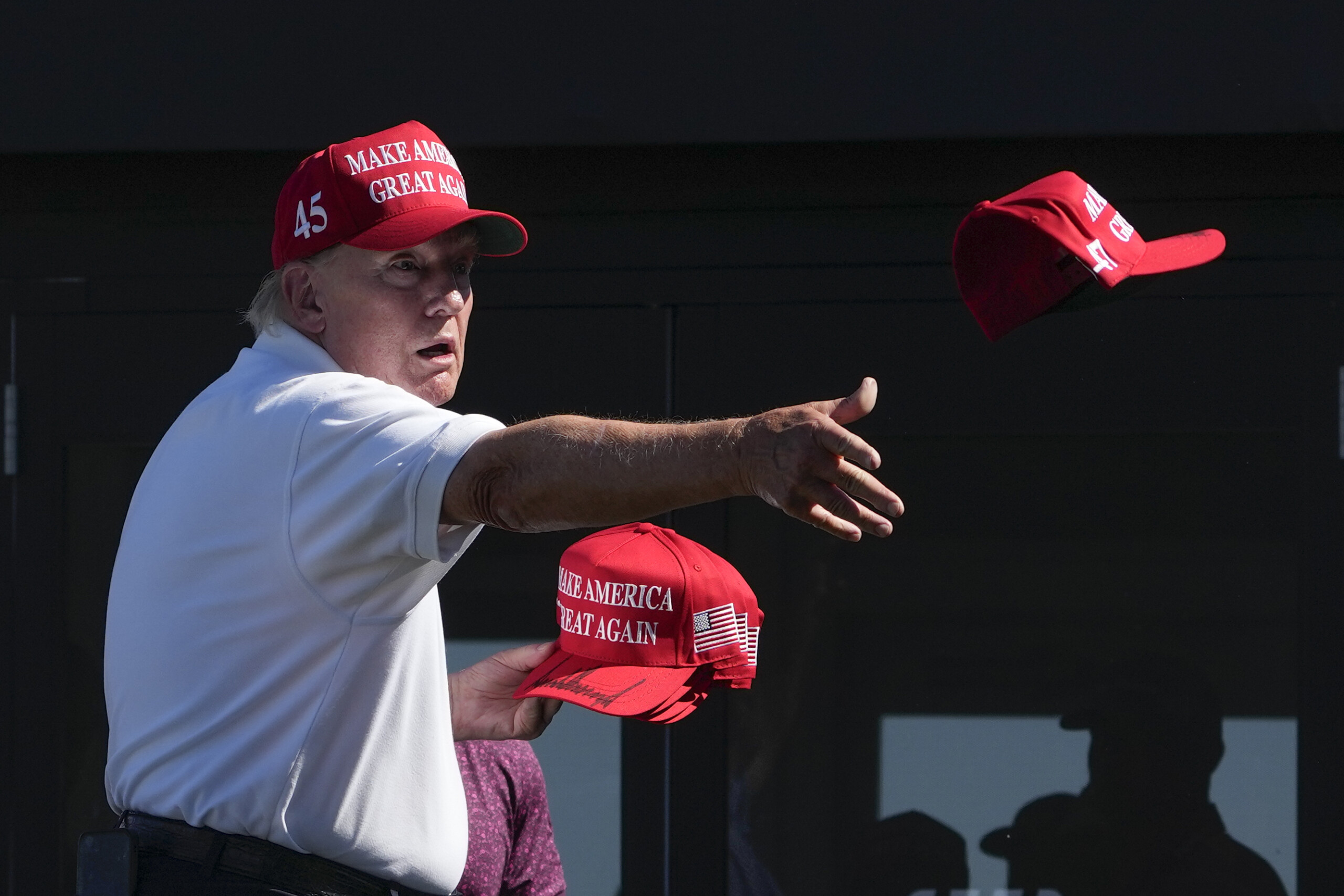 trump quelquun veut que je gagne aussi les prochaines elections je dois y reflechir scaled