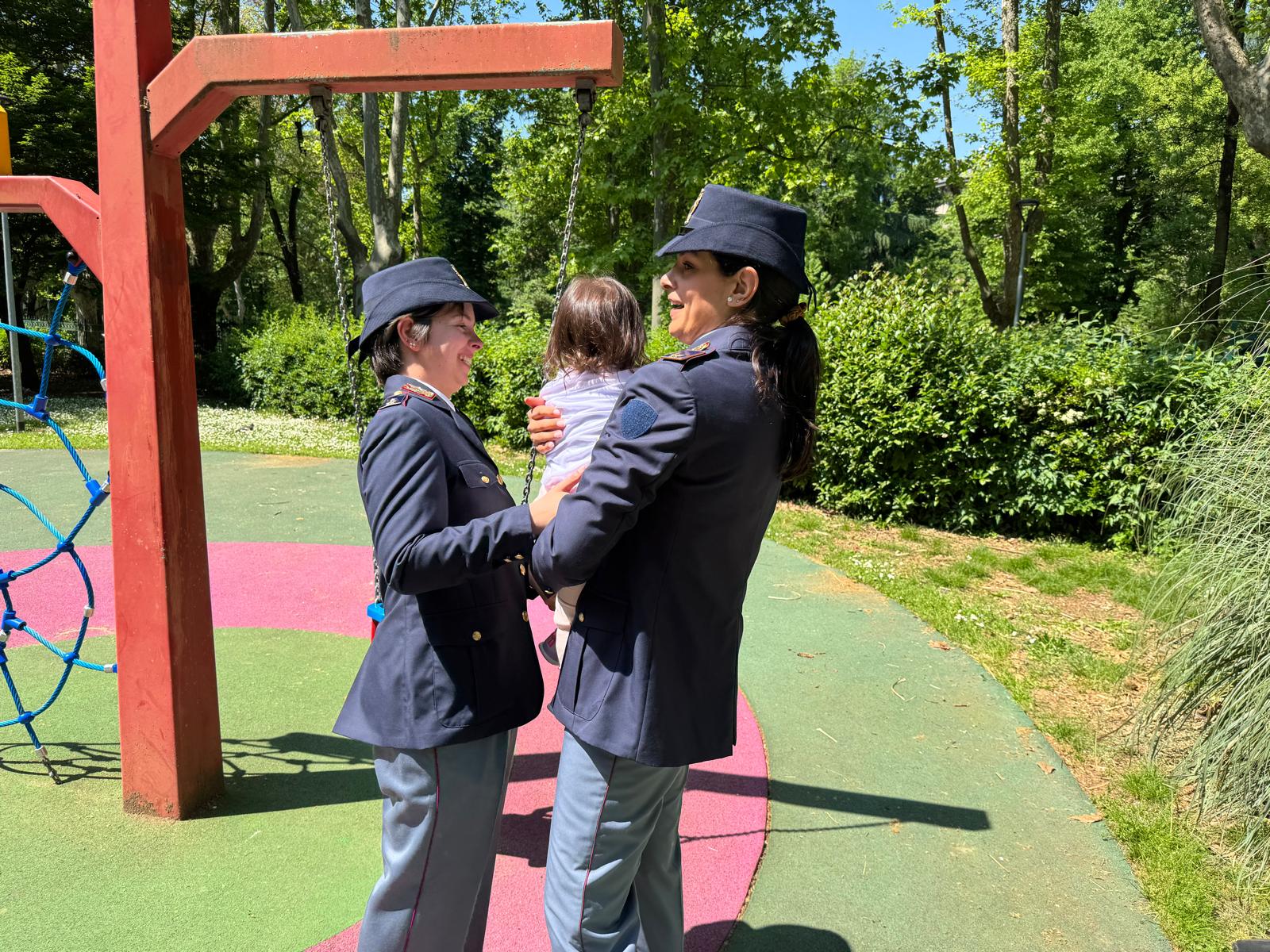 Novara, la police retrouve une fillette de 14 mois disparue depuis un an : positive à la cocaïne 1 novara la police retrouve une fillette de 14 mois disparue depuis un an positive a la cocaine