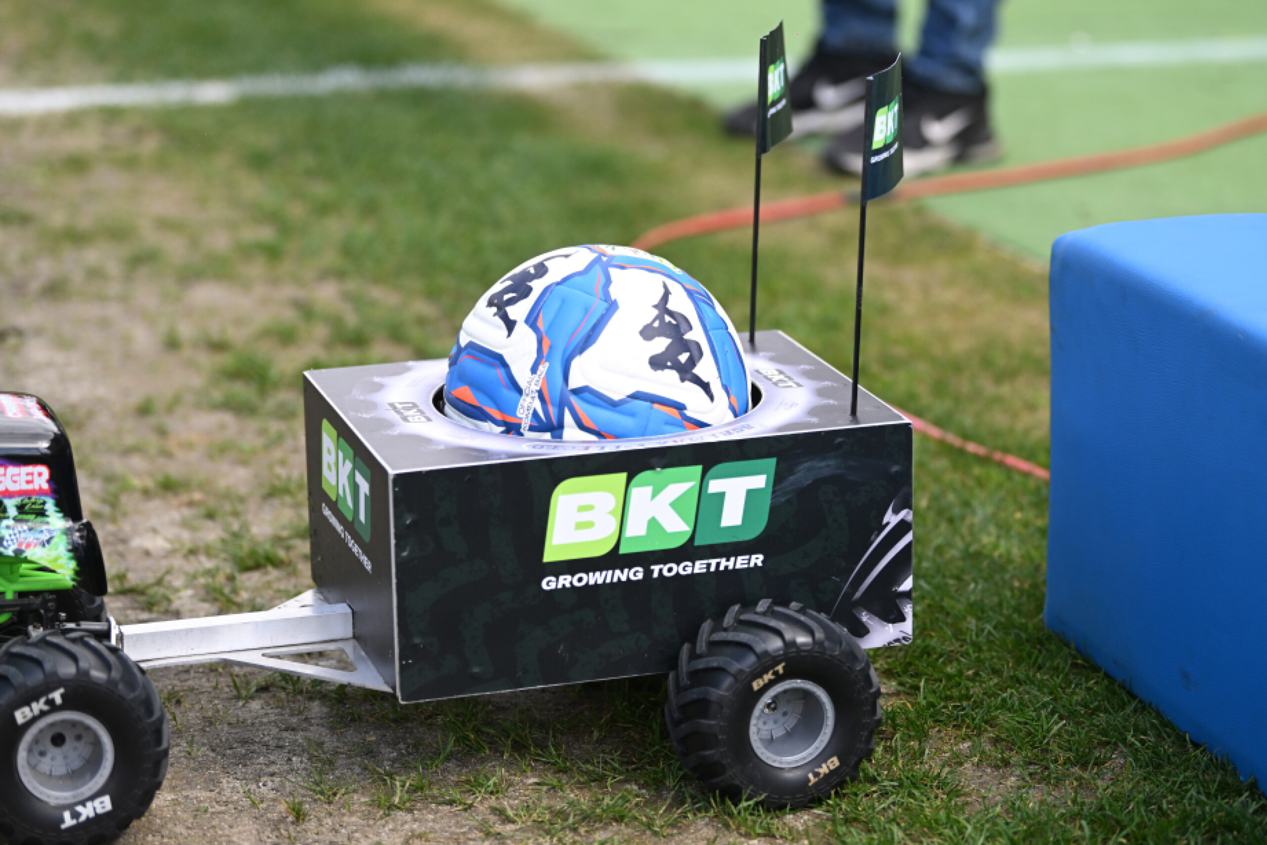 football une enquete du procureur de la figc pourrait modifier le classement de serie b les barrages sont reportes scaled