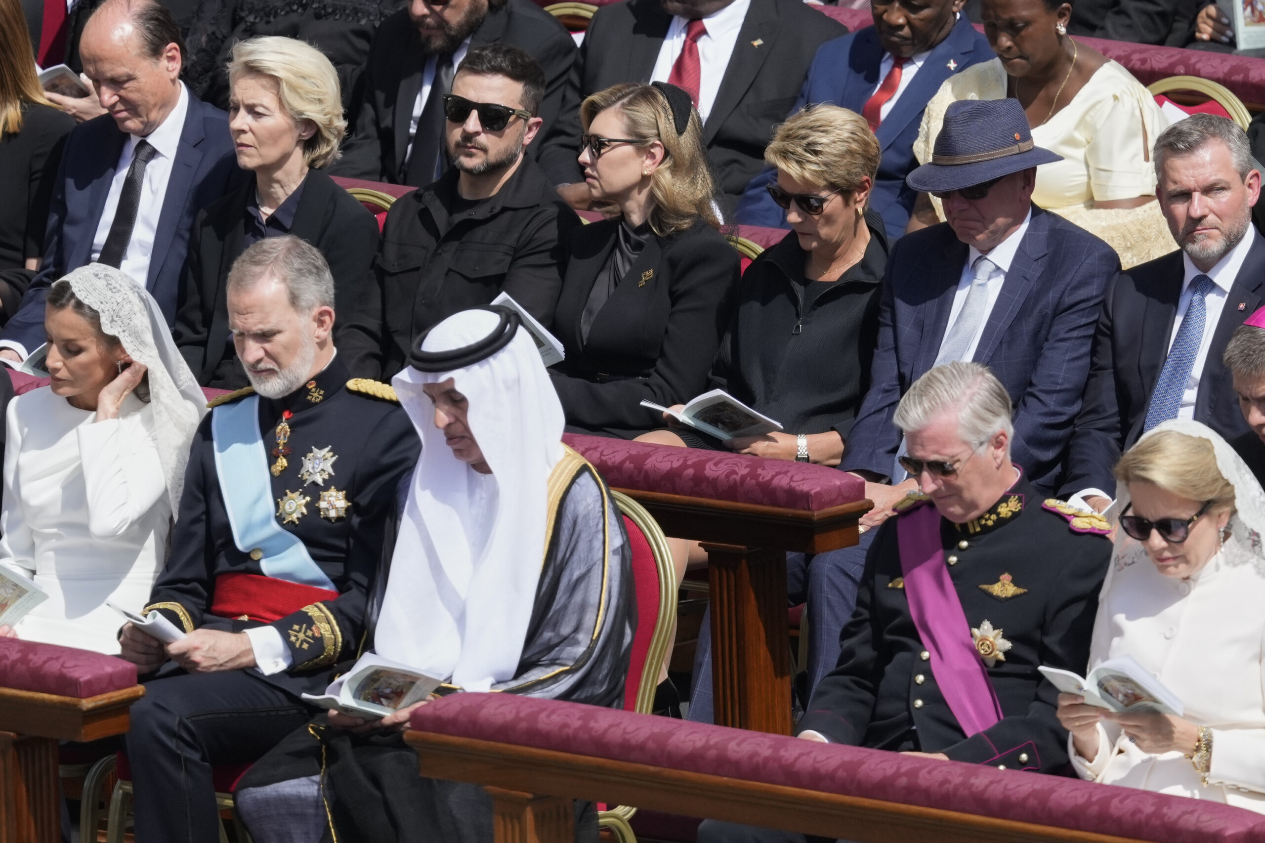 pape leon xiv von der leyen de prevost un profond message de paix scaled