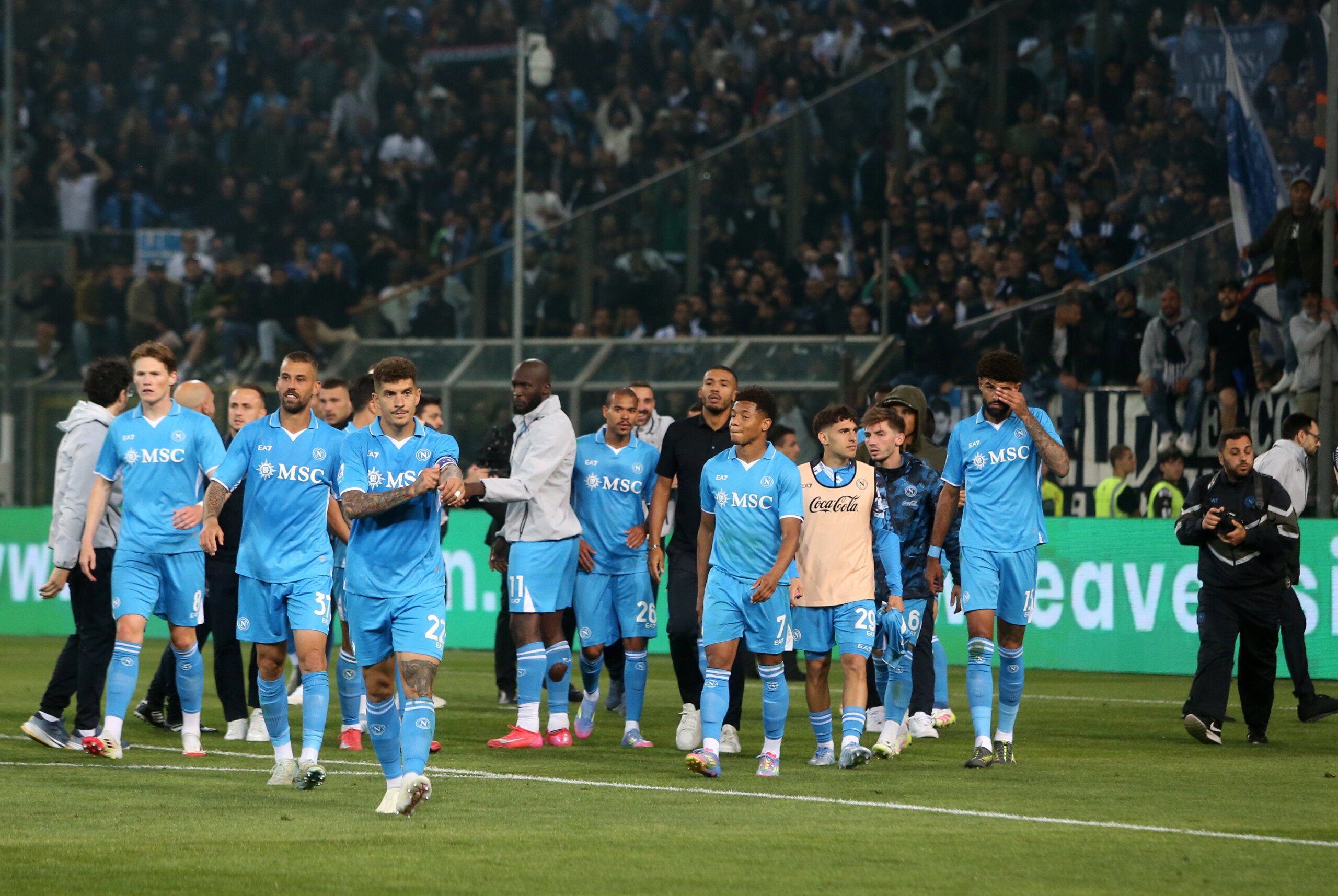 serie a parme naples 0 0 et inter lazio 2 2 tout reste ouvert pour le scudetto scaled