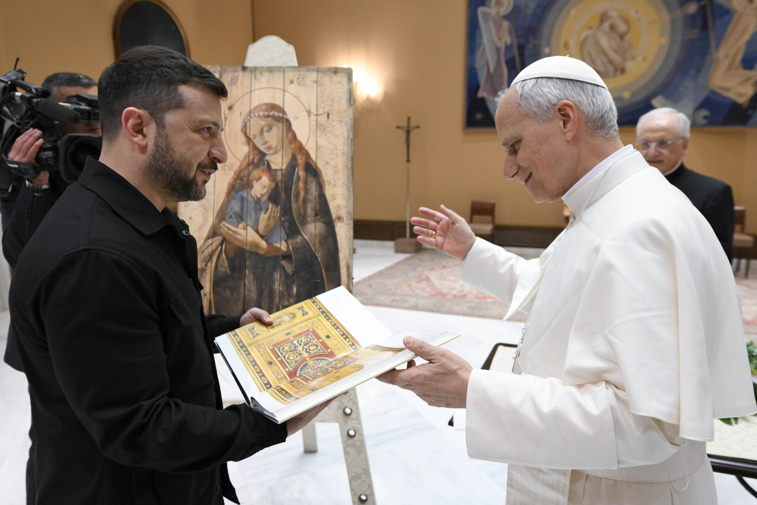ukraine zelensky merci au pape doffrir une plateforme de negociations scaled