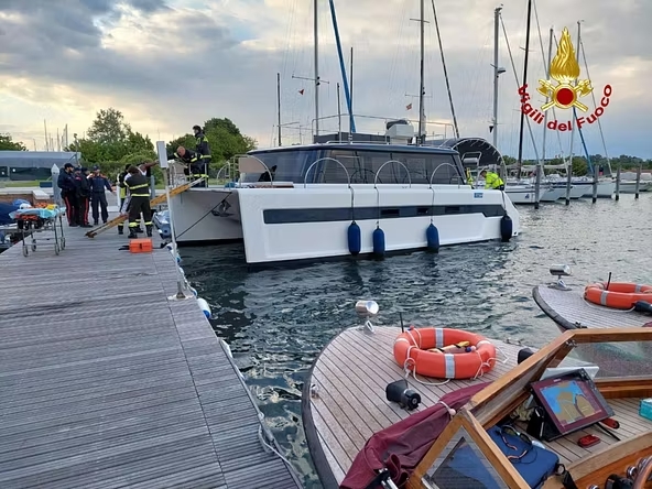 venise tombe du catamaran et est prise par lhelice la femme meurt