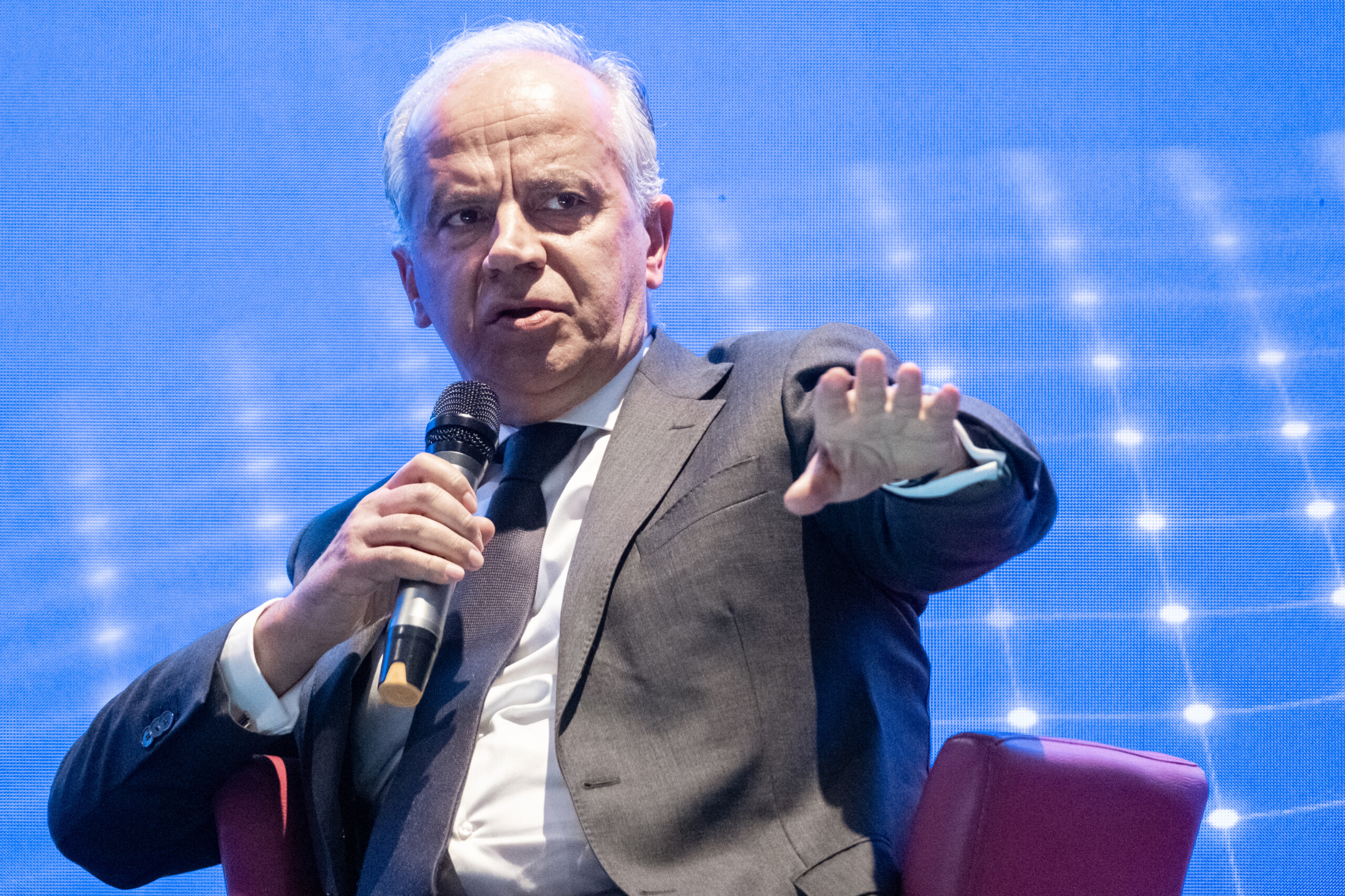 securite piantedosi lapprobation du decret sur les forces de police est possible dici lete scaled