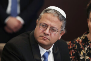israel ben gvir critique la reprise de laide humanitaire a gaza cela retarde la victoire