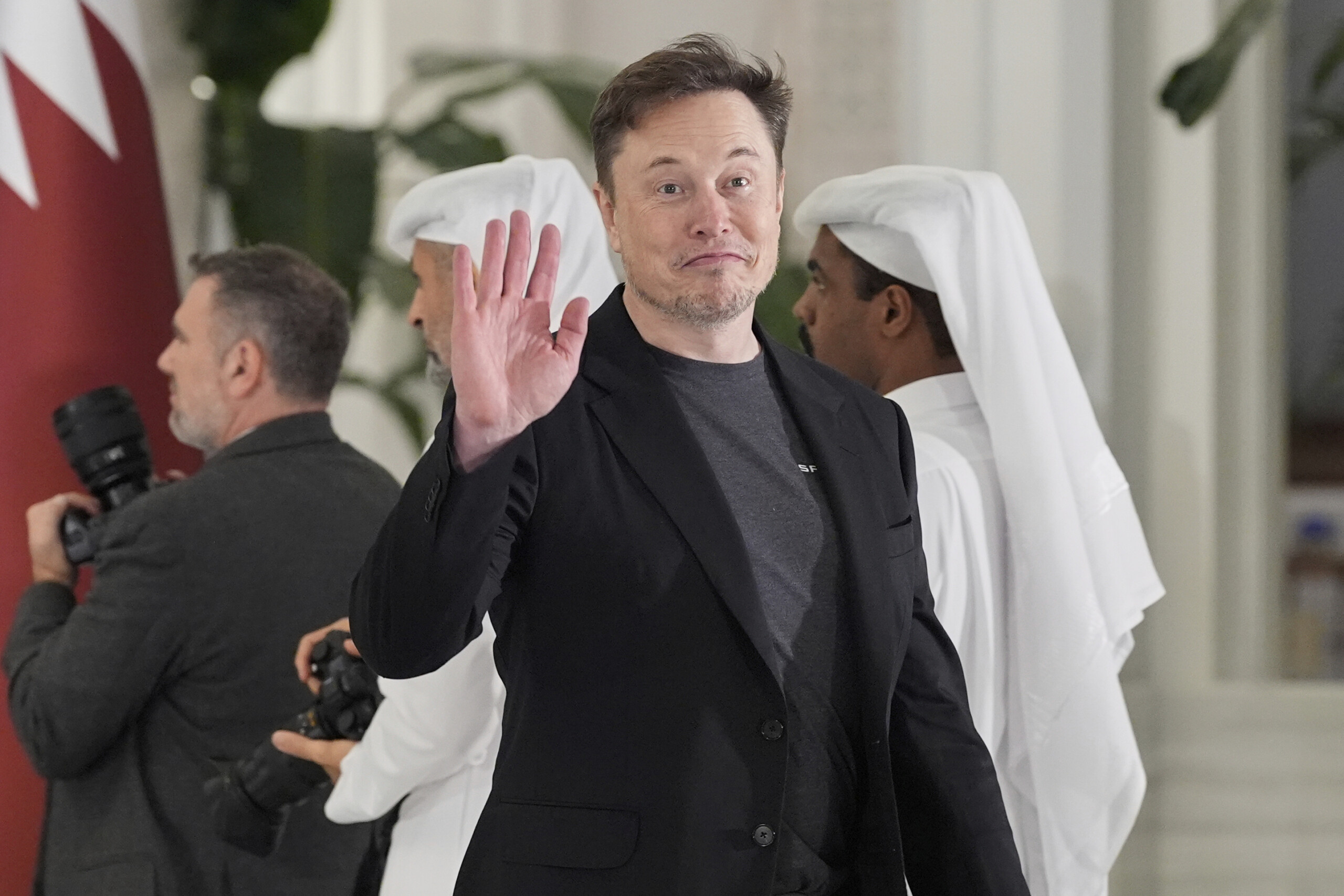 tesla musk je resterai pdg pour les cinq prochaines annees scaled