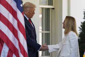 ukraine axios meloni a demande a trump un cessez le feu et un role pour leurope dans les negociations