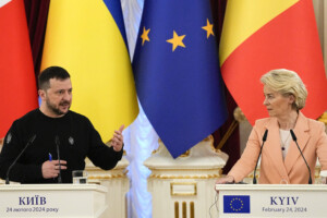 ukraine von der leyen sentretient avec zelensky nous travaillons a des sanctions plus severes