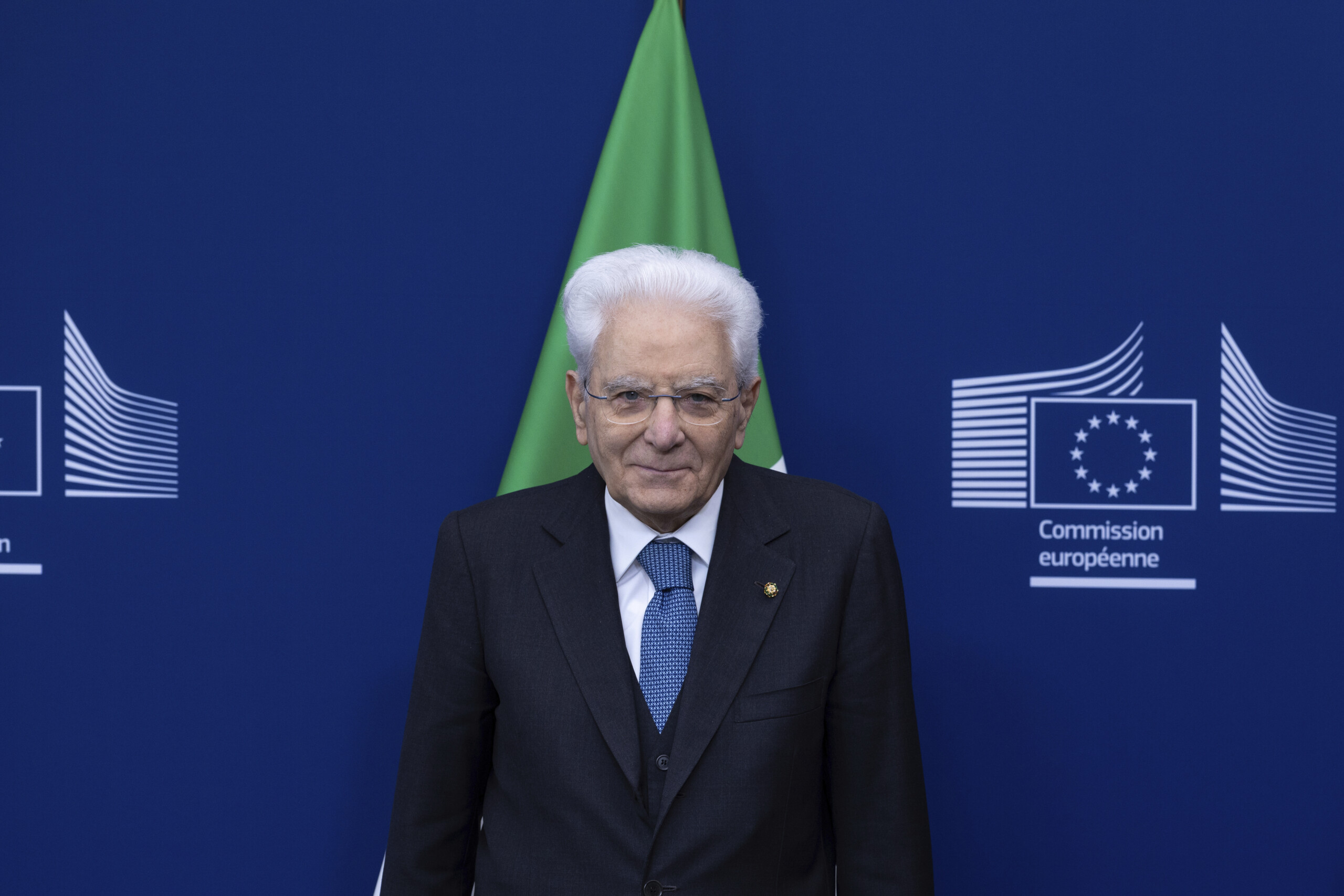 mattarella a la commission europeenne lue est un projet expose aux perturbations de lordre international scaled