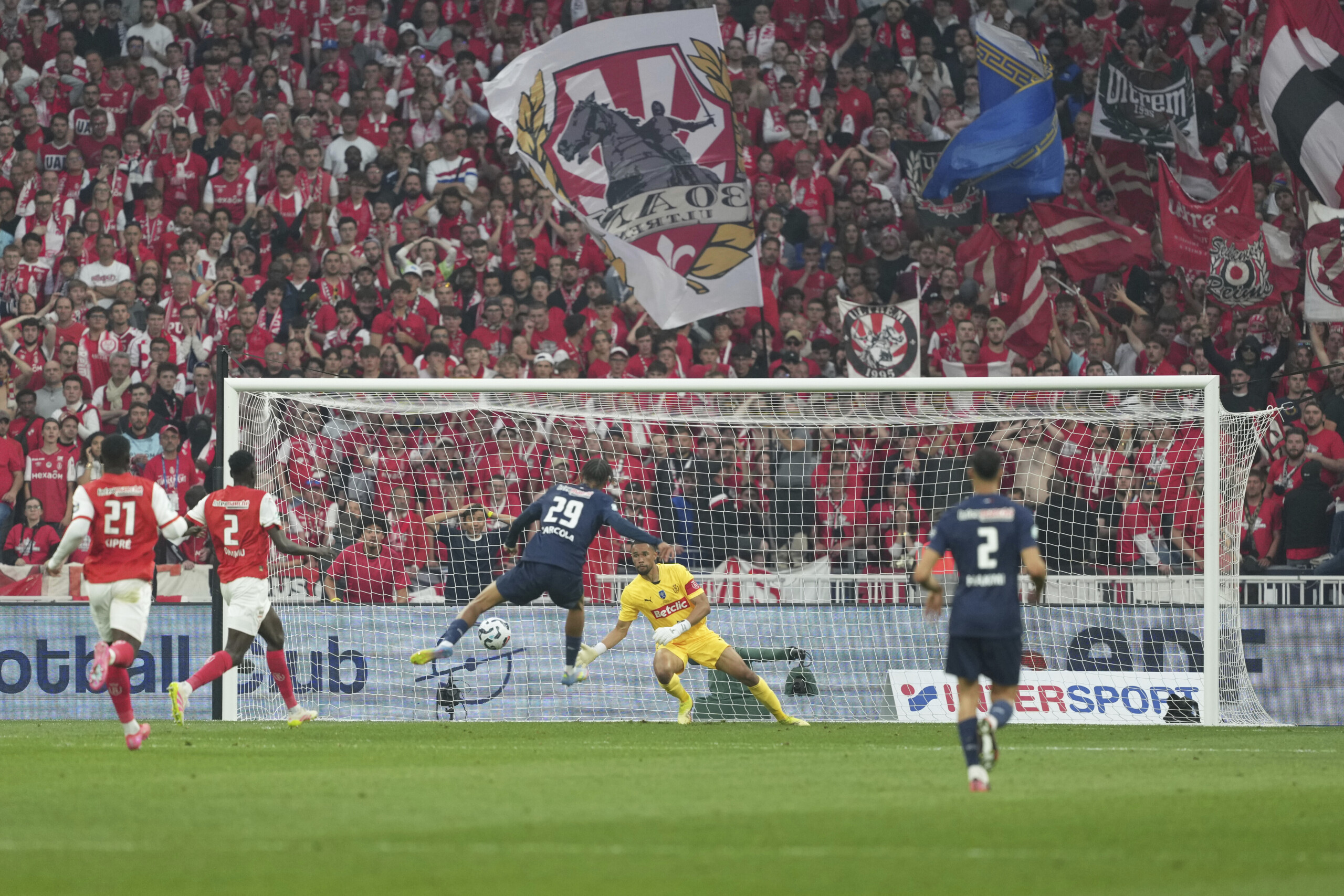 football le paris saint germain remporte la coupe de france 3 0 contre reims scaled