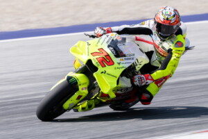 motogp bezzecchi remporte la victoire a silverstone