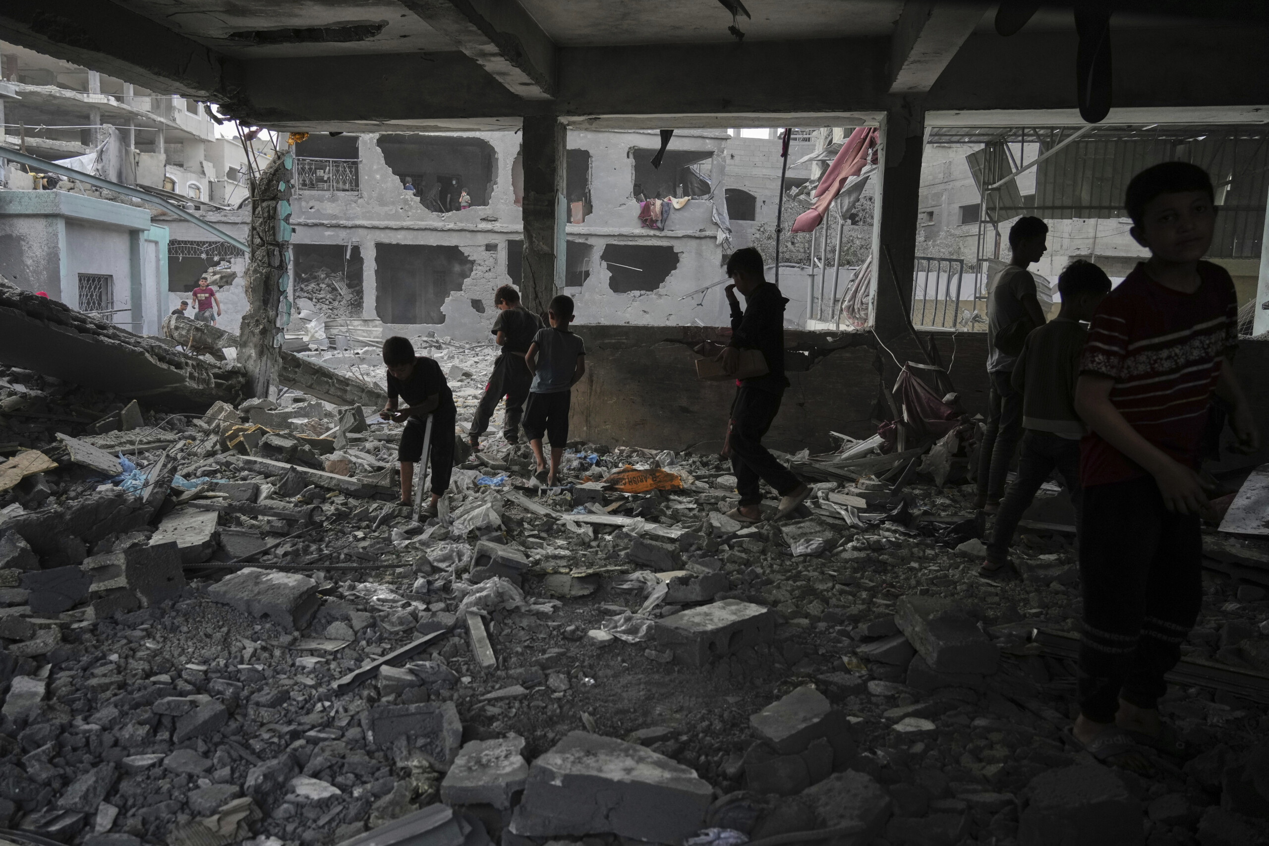 moyen orient selon les medias 25 morts dans un bombardement israelien sur une ecole a gaza scaled