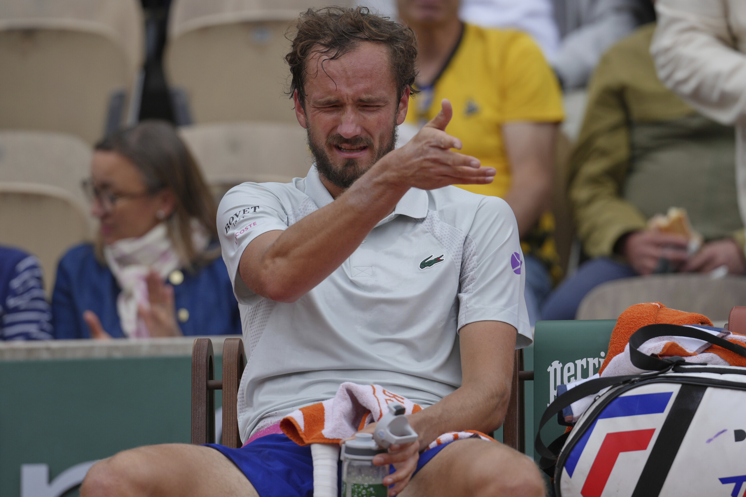 roland garros bon debut pour zverev et de minaur medvedev et dimitrov elimines scaled