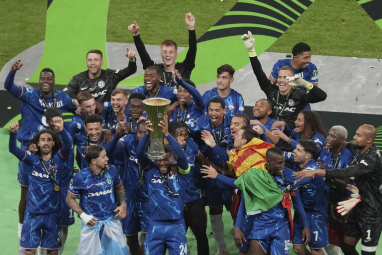 football chelsea triomphe en ligue conference le betis seville battu 4 1