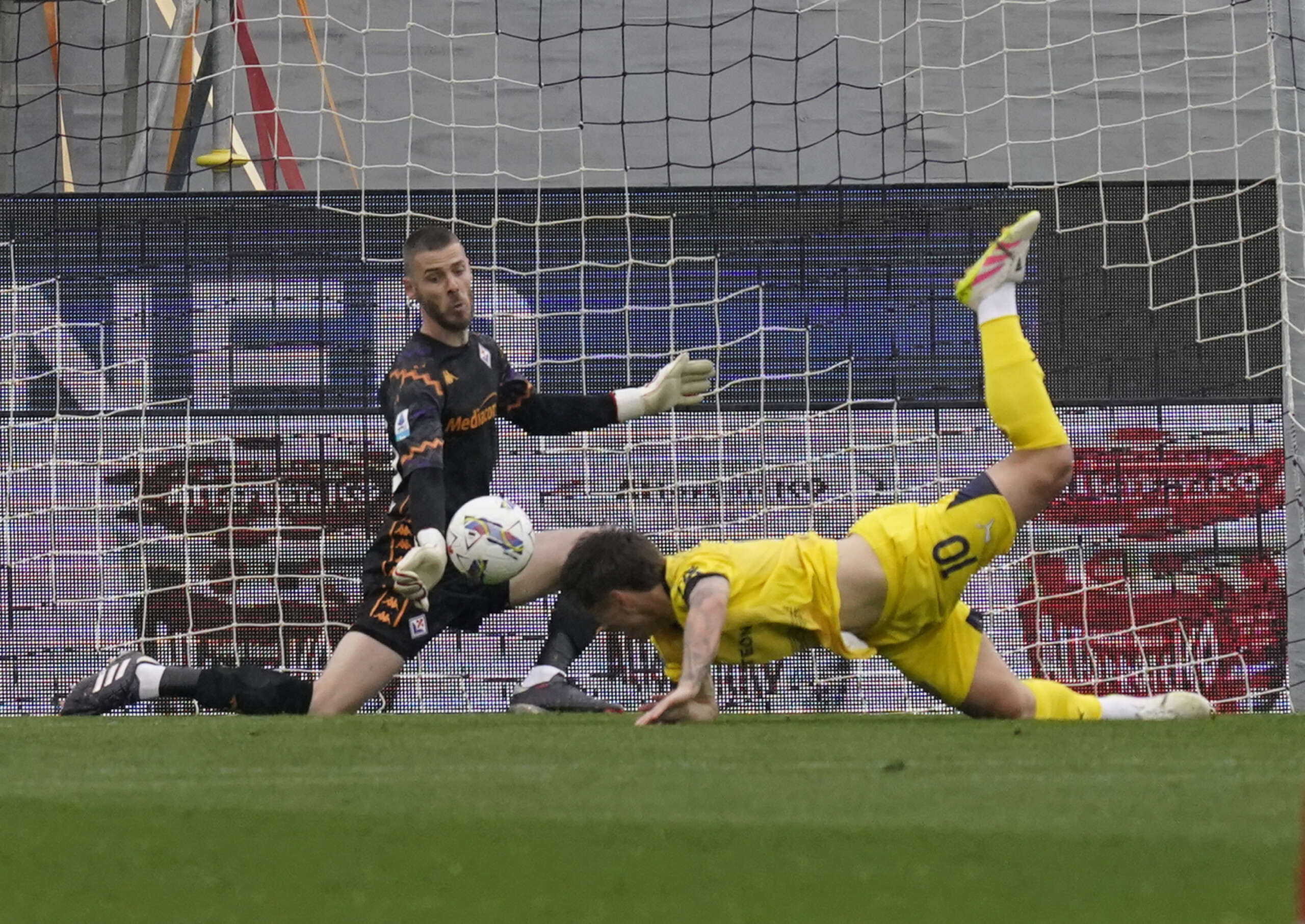 de gea prolonge avec la fiorentina jusquen 2028 scaled