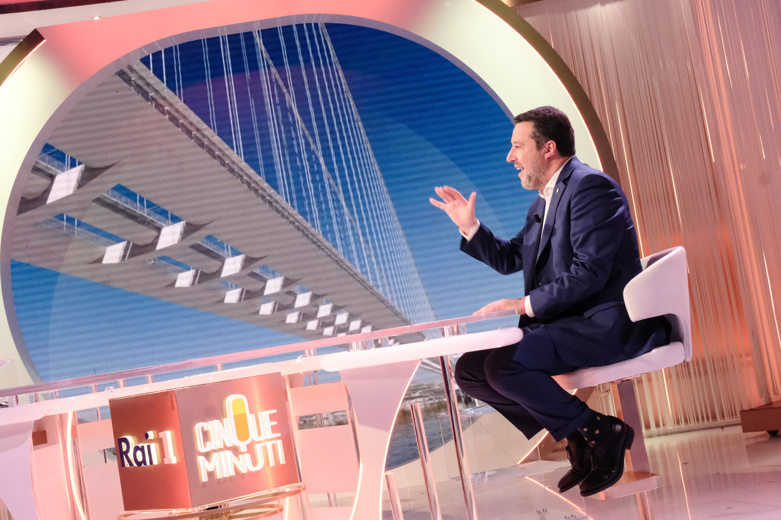 pont du detroit salvini demarrage des travaux dici lete 120 000 emplois scaled