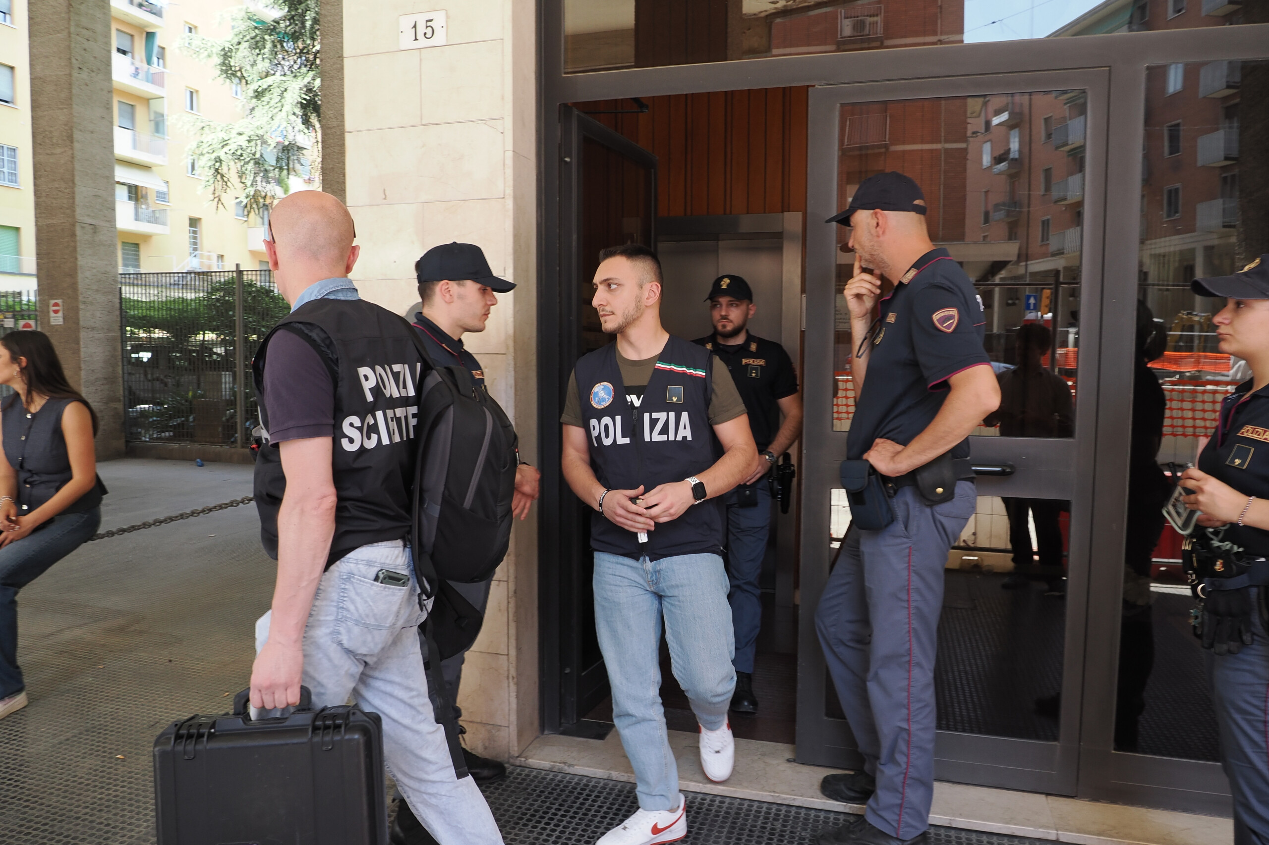 bologne le colocataire du couple tue arrete a barcelone scaled