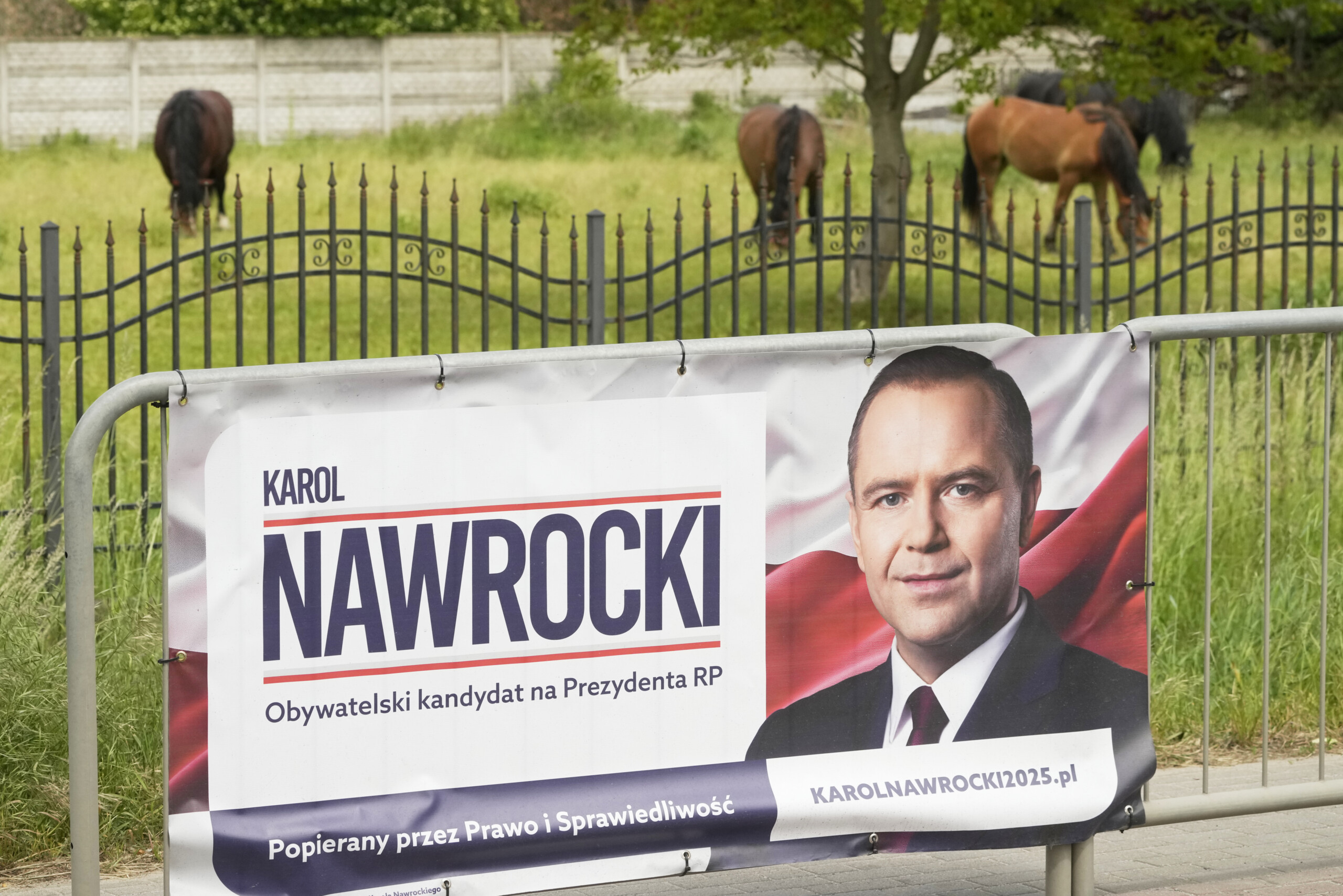 pologne election presidentielle nawrocki remporte le second tour contre trzaskowski scaled